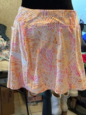 Nike White Mini Skort with Pink & Orange Dash Motif